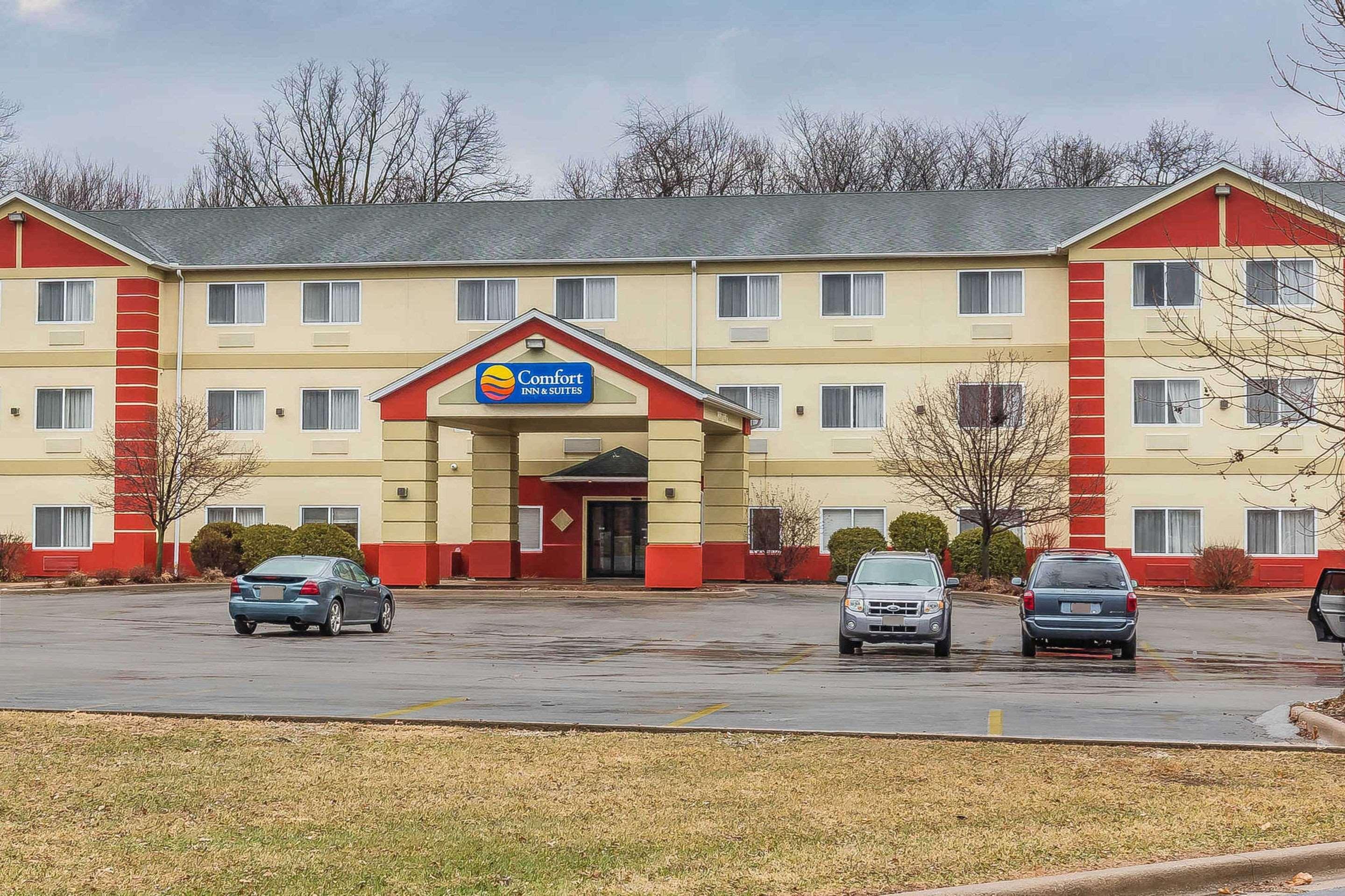 Comfort Inn & Suites East Moline Near I-80 Exterior foto